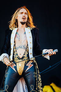 2018-06-08 - The Darkness från Sweden Rock Festival, Sölvesborg