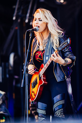 2018-06-08 - Vixen från Sweden Rock Festival, Sölvesborg