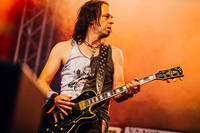 2018-06-09 - Torch från Sweden Rock Festival, Sölvesborg