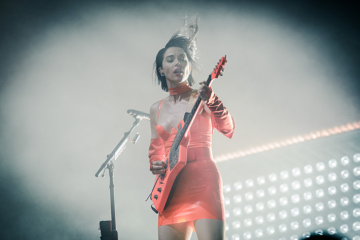 2018-07-04 - St. Vincent från Roskildefestivalen, Roskilde