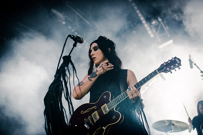 2018-07-05 - Chelsea Wolfe från Roskildefestivalen, Roskilde