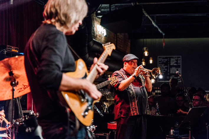2018-07-19 - Mike Stern / Randy Brecker från Fasching, Stockholm