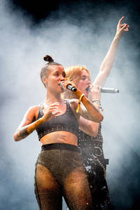 2018-07-27 - Icona Pop från Queens of Pop Helsingborg, Helsingborg