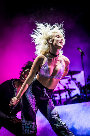 2018-07-28 - Zara Larsson från Storsjöyran, Östersund