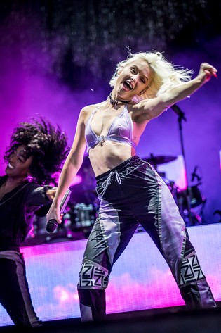 2018-07-28 - Zara Larsson från Storsjöyran, Östersund