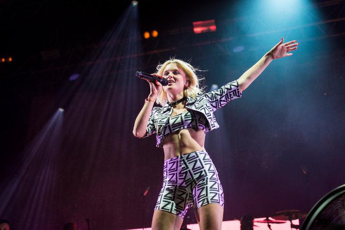 2018-08-03 - Zara Larsson från Queens of Pop Uppsala, Uppsala