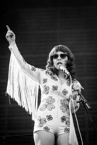 2018-08-09 - Jenny Lewis från Way Out West, Göteborg