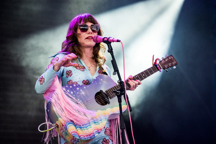 2018-08-09 - Jenny Lewis från Way Out West, Göteborg