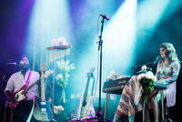 2018-08-09 - Jenny Lewis från Way Out West, Göteborg