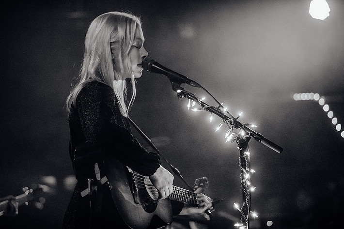 2018-08-09 - Phoebe Bridgers från Way Out West, Göteborg