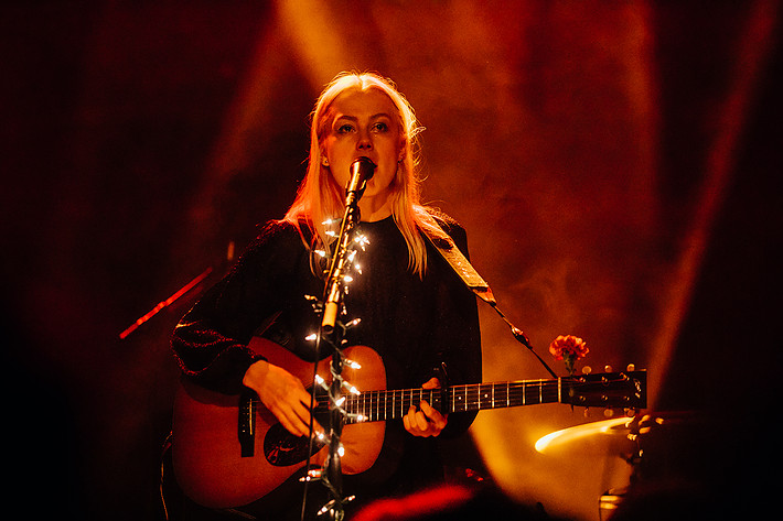 2018-08-09 - Phoebe Bridgers från Way Out West, Göteborg