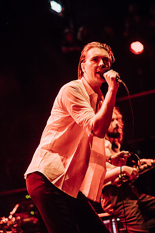 2018-08-10 - Alex Cameron från Way Out West, Göteborg