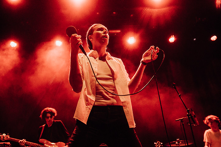 2018-08-10 - Alex Cameron från Way Out West, Göteborg