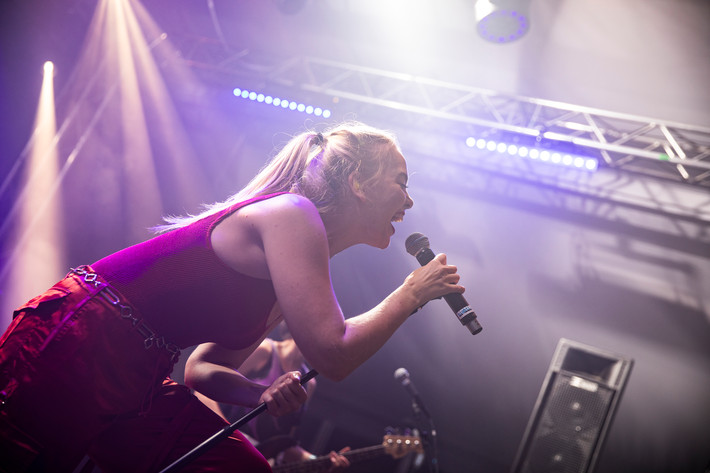 2018-08-10 - Dream Wife från Way Out West, Göteborg