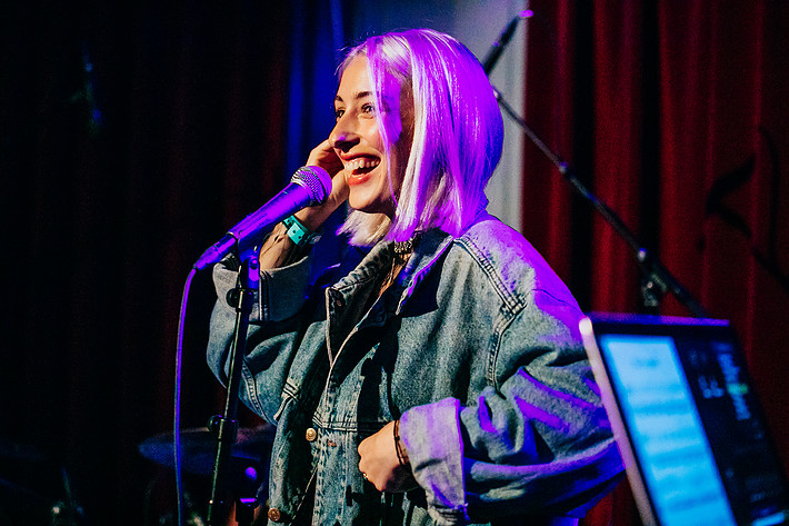 2018-08-11 - Violet Skies från Way Out West, Göteborg