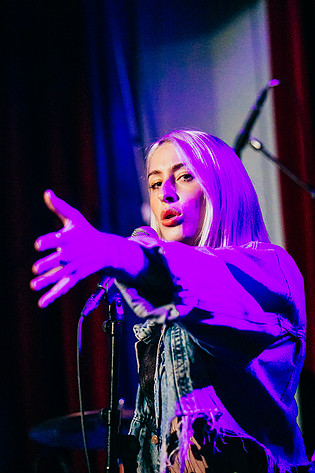 2018-08-11 - Violet Skies från Way Out West, Göteborg