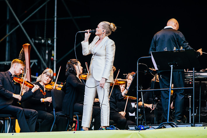 2018-08-17 - Ane Brun & Göteborgs Symfoniker från Götaplatsen, Göteborg