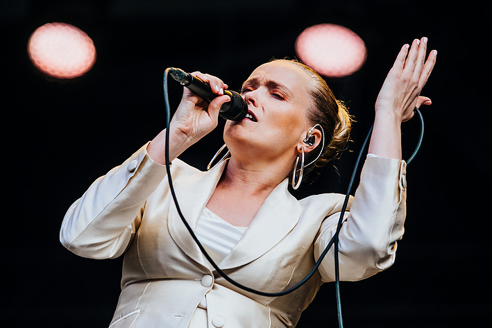 2018-08-17 - Ane Brun & Göteborgs Symfoniker från Götaplatsen, Göteborg