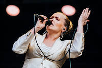 2018-08-17 - Ane Brun & Göteborgs Symfoniker från Götaplatsen, Göteborg