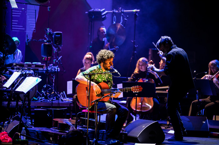 2018-09-15 - José González med The String Theory från Dramaten, Stockholm
