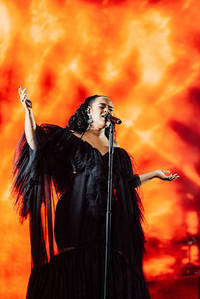 2018-10-05 - Seinabo Sey från Globen, Stockholm