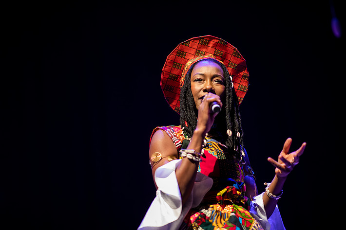 2018-11-04 - Fatoumata Diawara från Konserthuset, Stockholm
