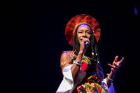 2018-11-04 - Fatoumata Diawara från Konserthuset, Stockholm