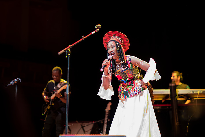 2018-11-04 - Fatoumata Diawara från Konserthuset, Stockholm