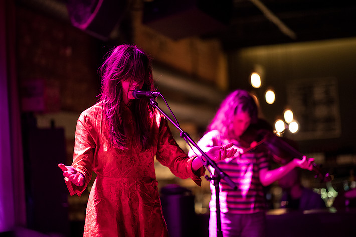 2018-11-15 - Circuit des Yeux från Fasching, Stockholm