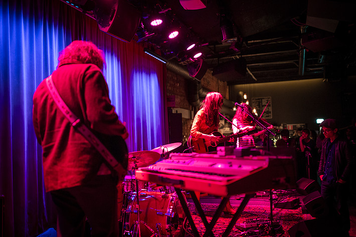 2018-11-15 - Circuit des Yeux från Fasching, Stockholm