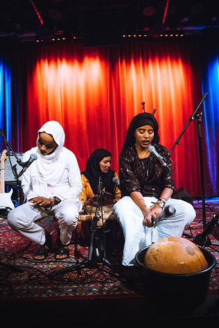 2018-12-02 - Les Filles de Illighadad från Fasching, Stockholm