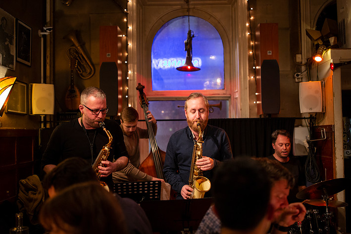 2018-12-16 - Plastic Fantastic från Glenn Miller Café, Stockholm