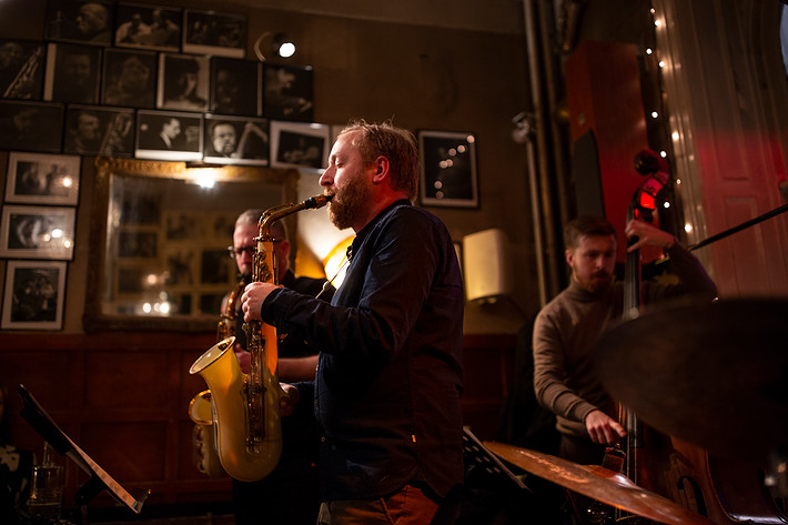 2018-12-16 - Plastic Fantastic från Glenn Miller Café, Stockholm