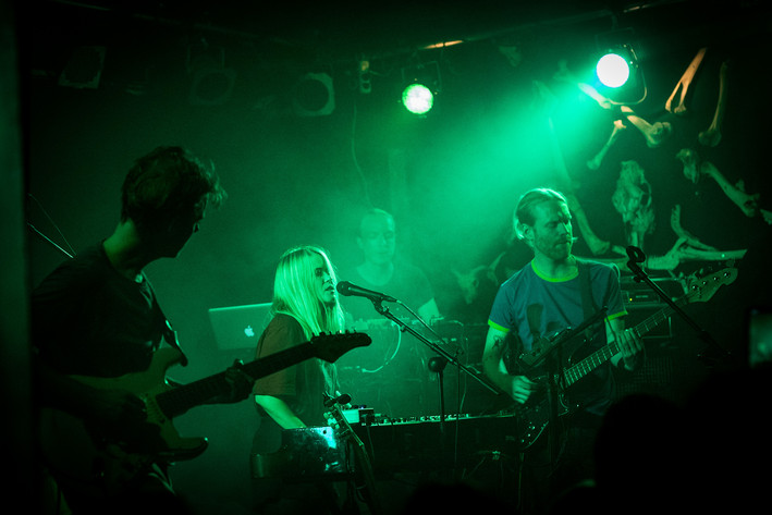 2018-12-15 - Anna von Hausswolff från Truckstop Alaska, Göteborg