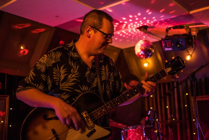 2019-02-01 - Honeyboy Slim and the bad habits från Kafé de luxe, Växjö
