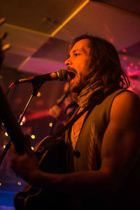 2019-02-01 - Honeyboy Slim and the bad habits från Kafé de luxe, Växjö
