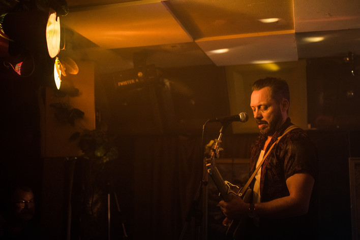 2019-02-01 - Honeyboy Slim and the bad habits från Kafé de luxe, Växjö