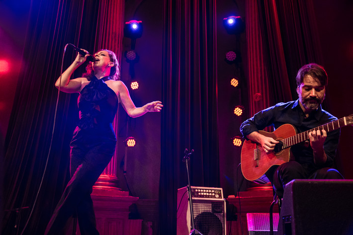 2019-04-06 - Bebel Gilberto från Nalen, Stockholm