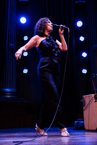 2019-04-06 - Bebel Gilberto från Nalen, Stockholm
