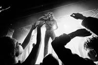 2019-04-13 - Amyl and The Sniffers från Debaser Strand, Stockholm