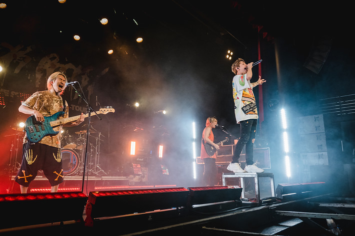 2019-05-24 - One Ok Rock från X-tra, Zürich