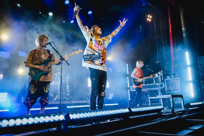 2019-05-24 - One Ok Rock från X-tra, Zürich