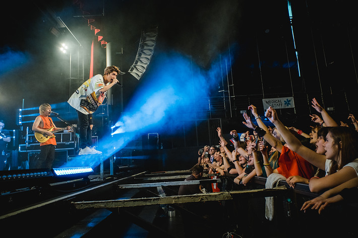 2019-05-24 - One Ok Rock från X-tra, Zürich
