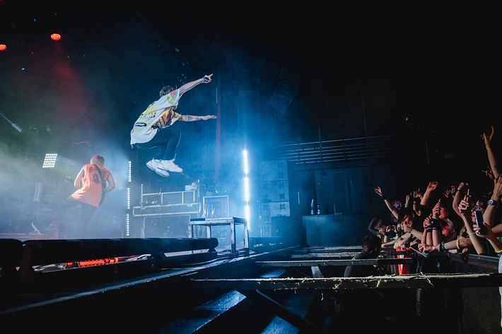 2019-05-24 - One Ok Rock från X-tra, Zürich