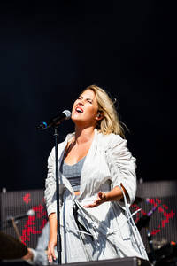 2019-06-28 - Molly Sandén från Lollapalooza, Stockholm