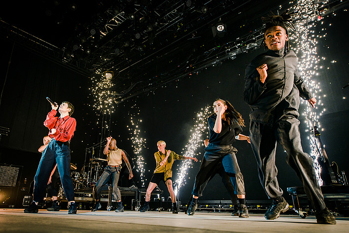 2019-07-03 - Christine and the Queens från Roskildefestivalen, Roskilde