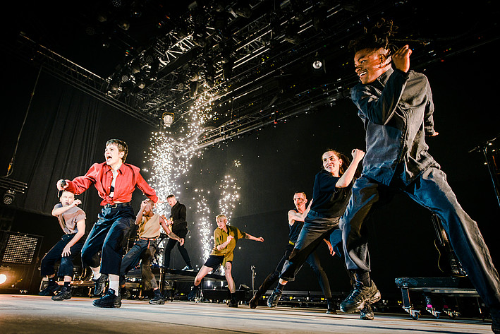 2019-07-03 - Christine and the Queens från Roskildefestivalen, Roskilde