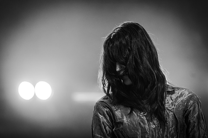 2019-07-04 - Sharon Van Etten från Roskildefestivalen, Roskilde