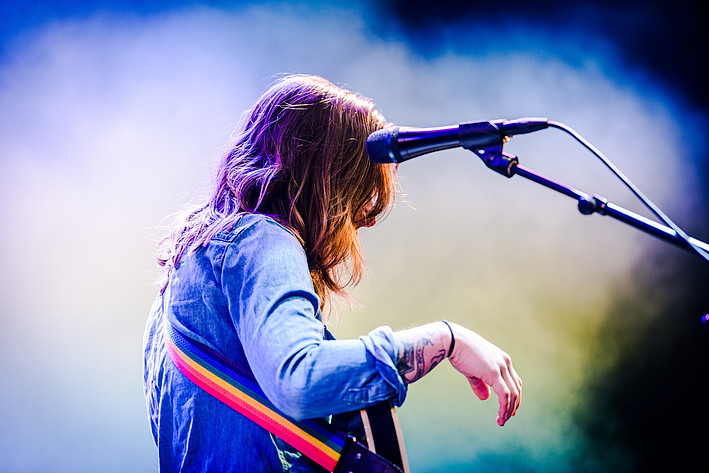 2019-07-04 - Julien Baker från Roskildefestivalen, Roskilde