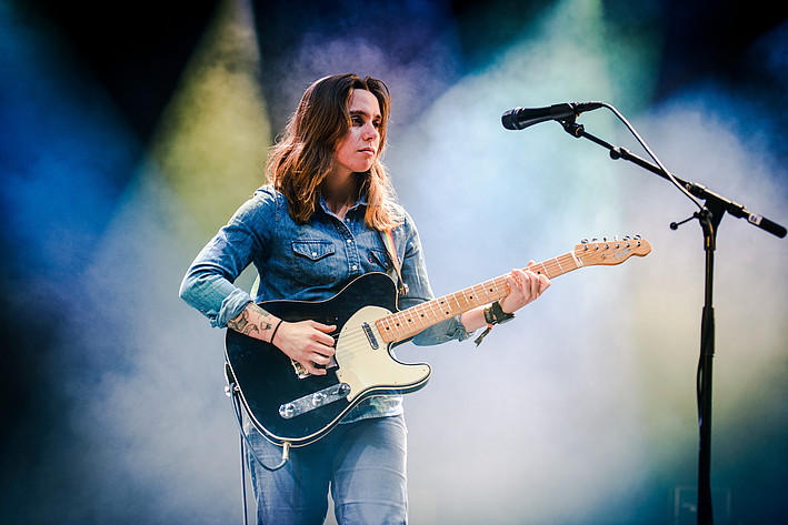 2019-07-04 - Julien Baker från Roskildefestivalen, Roskilde